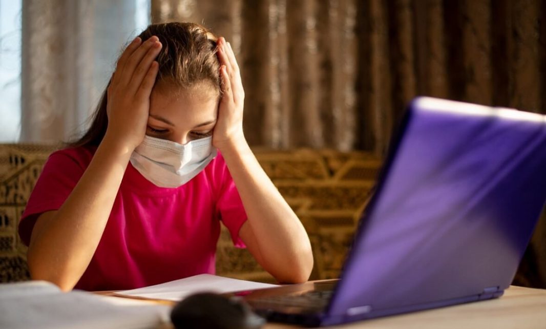 Pessoa que necessita de Apoio psicológico para COVID-19